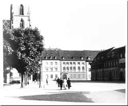 Münsterplatz in Basel